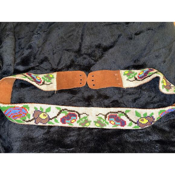 VINTAGE NATIVE BEADED COLLECTIBLE SASH BELT - NEVER WORN-NEEDS LACES TO TIE - Picture 1 of 6